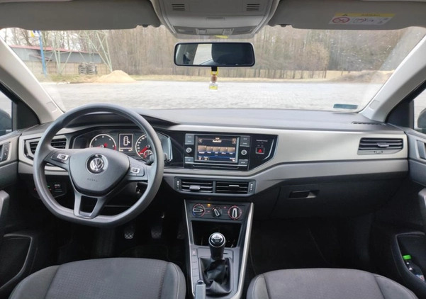 Volkswagen Polo cena 41900 przebieg: 80693, rok produkcji 2018 z Częstochowa małe 67